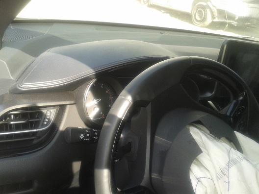 2016 MODEL TOYOTA C-HR ÇIKMA GÖĞÜS